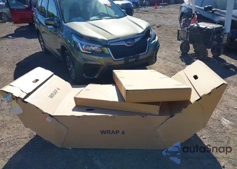 2018 Land Rover Discovery Sport Se z USA, uszkodzony, nr VIN SALCP2RX4JH744300